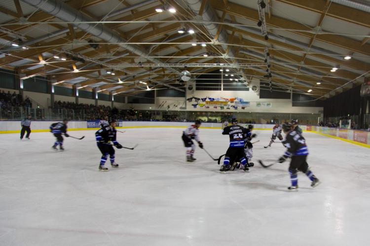 Eishockey Derby HSV - EHC Timmendorf